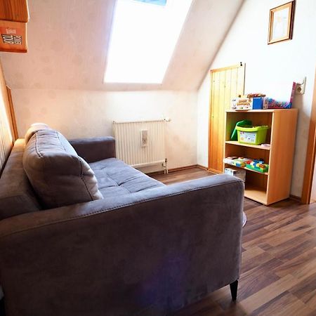 Ferienhaus Neumann - Ein Ganzes Haus Fuer Ihren Urlaub! Hessenburg Exteriör bild